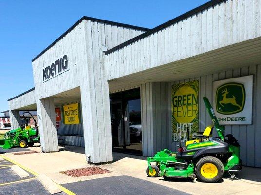 Koenig Equipment | Botkins, OH | John Deere Dealer | Compact Tractors | Lawn Mowers | Zero Turn Mowers