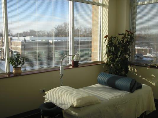 acupuncture treatment room