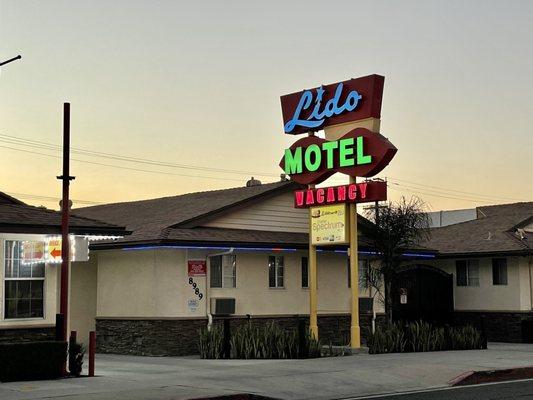 Lido Motel