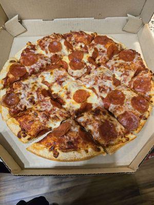 Double Pepperoni Tavern Style = Square-Cut Pan Pizza ???