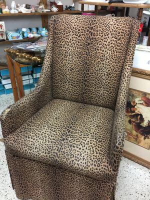 animal print chair