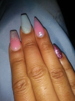 Right hand, pink, blue, pink glitter, and silver glitter powders. Stiletto and coffin mixed shapes.