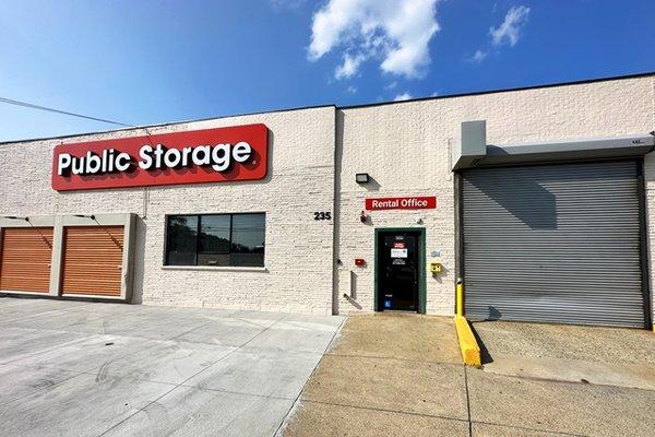 Public Storage