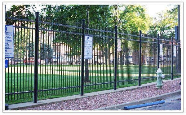 Commercial Fence company in Denver