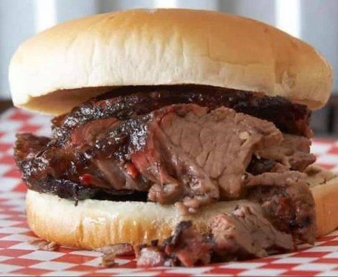 BEEF BRISKET SANDWICH