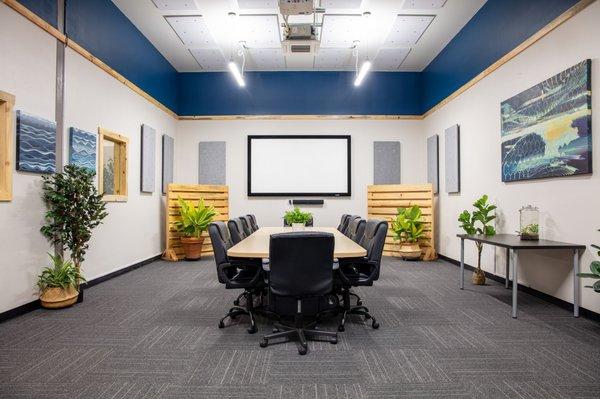 Large Conference Room, available for hourly or daily rent.