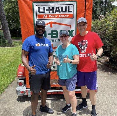 HFM clients with Horace of Hodges Family Movers after another successful relocation. Call HFM for your upcoming local and long-distance move