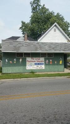 Large Playhouse Daycare Center