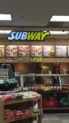 Wilmington Mobil -- 316 Lowell Street / Route 129, Wilmington           Interior : Subway