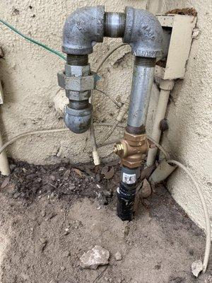 Gas shut off valve