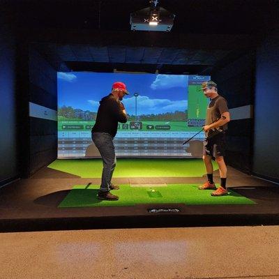 1 on 1 Simulator Lessons at X-Golf