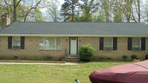 Advanced Home Exteriors installed a new shingle roof on this home.