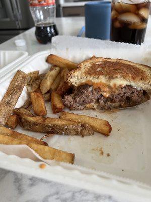 Bomb patty melt