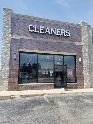 White Cleaners Front side