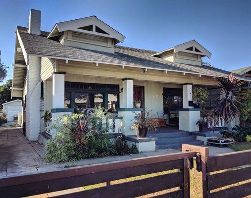 Sold - Gorgeous 1910 Craftsman in Leimert Park, Los Angeles