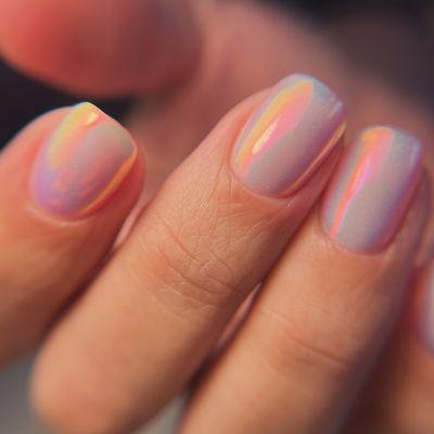 Russian mani- gel polish with sunset chrome