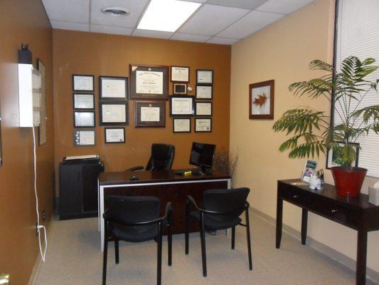 Dr. Kiovanni's office