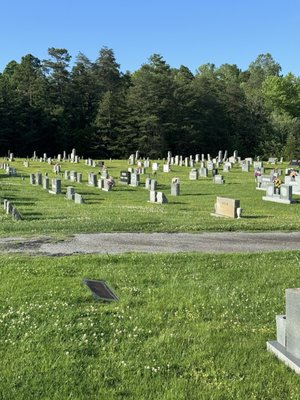 Large cemetery at New Pleasant Baptist Church!