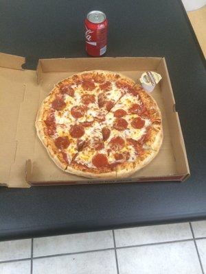 Large pizza only 9.99$