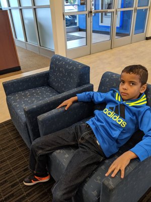 My 7 yr old fits in this chair comfortably