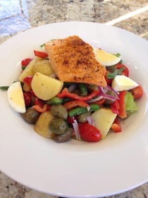 Today's special  SALMON NICOISE