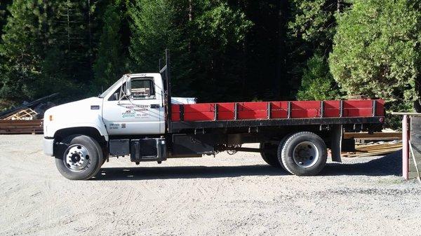 We can deliver between 1 & 5 yards of base rock, masonry sand, top soil, pea gravel, 2 sizes of drain rock and creek rock. Our 5 yard truck.