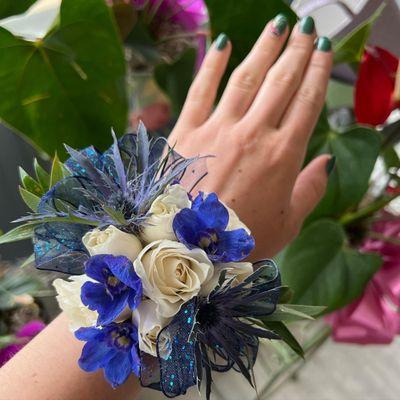 Prom corsage