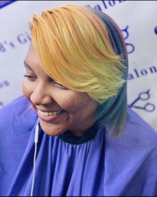 COLOR MAKES HAIR HAVE A POP!