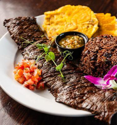 Churrasco, Moros y Tostones