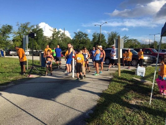 Runners getting ready