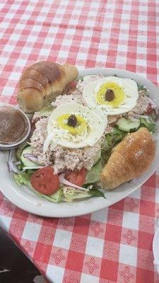 Garden tuna salad highly recommend