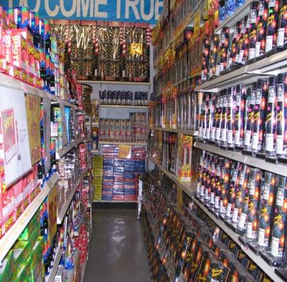 BorderLine Fireworks Outlet