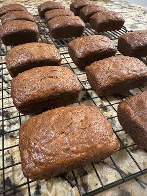 Banana bread mini loaves