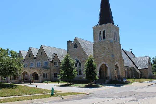 View of St. Paul's Indy from Meridian West Drive.