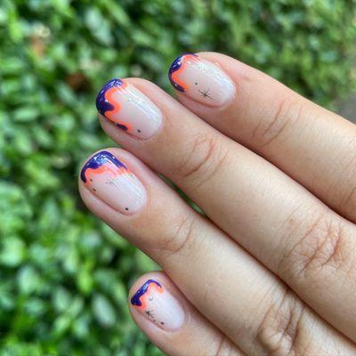 Gator nail art for graduation