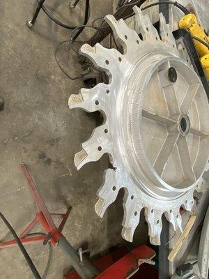 Aluminum gear arm for CNC machine