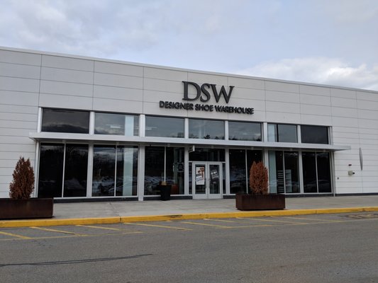 DSW Designer Shoe Warehouse 3/2018