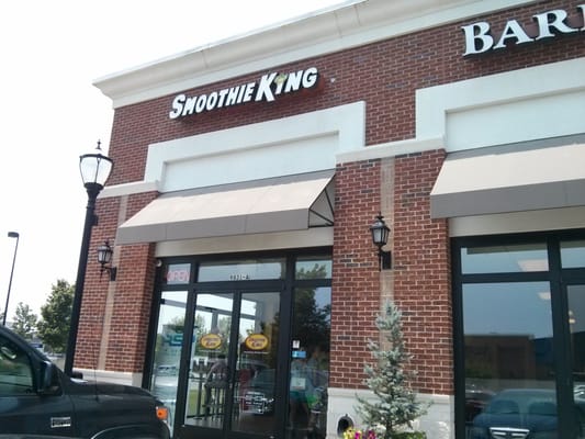 Smoothie king store front