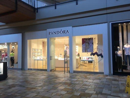 Pandora Jewelry