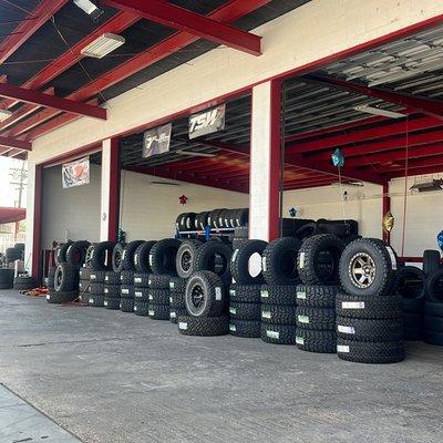 33x12.50r17 $980
35x12.50r17 $1050

35x12.50r18 $1050
33x12.50r18 $980

35x12.50r20 $1150
33x12.50r20 $1100