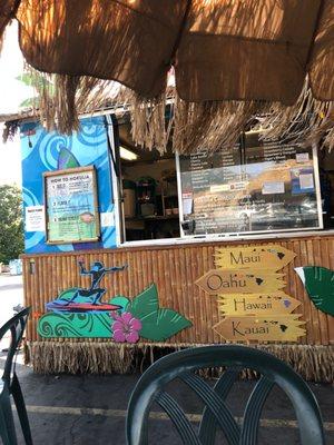 Nice outside seating, a little shade in the early evening.