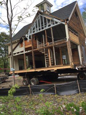 A house being moved on Martin Street May 2018.