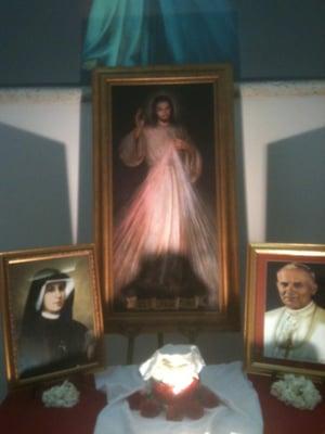 Divine Mercy trio