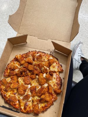 hot chicken pizza