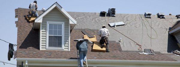 Stalwart General Contractor's trustworthy roofing contractors pride themselves on top quality work