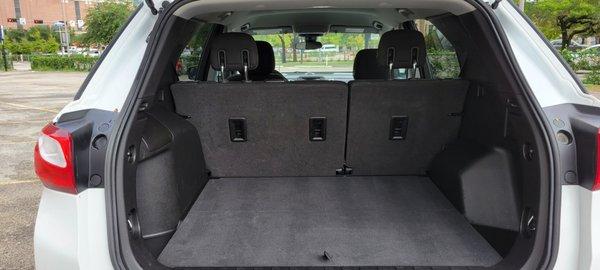 Enjoy the large cargo space in this Chevy Equinox