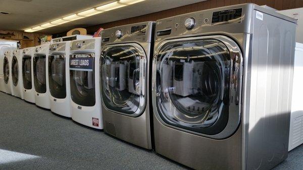 D&D Appliance stocks a wide variety of washers and dryers in front load, top load, high efficiency, and traditional!