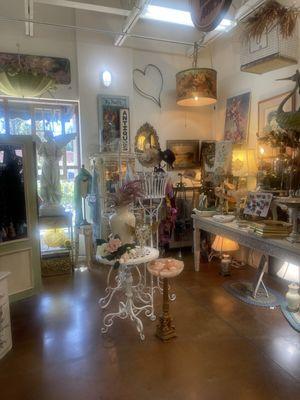 Rhondas Relics  Village of Arroyo Grande Shopping