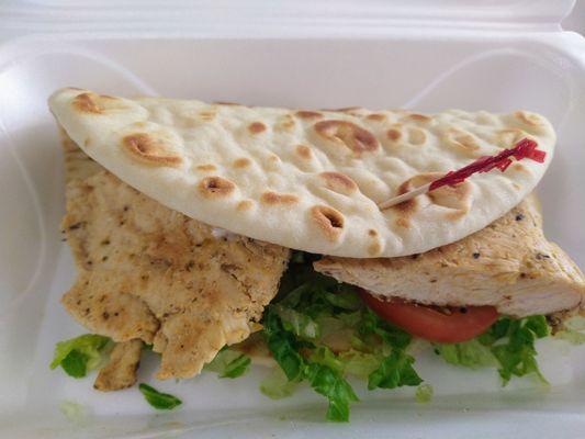 Grilled chicken pita