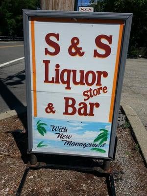 S & S Liquor